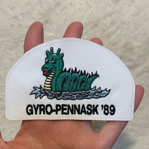 Vintage 1989 ogopogo sew on patch - Picture 4 of 4